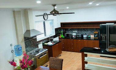 Dijual Villa Mewah 5 Kamar di Kutuh Kuta Selatan | Ada Gym & Kolam Renang