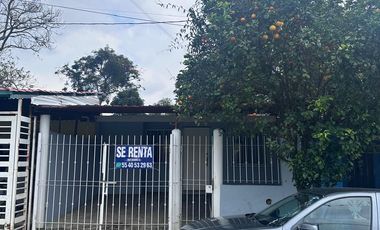 RENTO CASA EN SAN MARCIAL A UNA CALLE DE FARMACIA GUADALAJARA