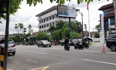 Dijual kantor AJB Bumiputera 1912 lokasi sangat strategis di pusat kota yogyakarta