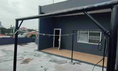 Dijual / Sewa Rumah Baru Renov Bagus siap Huni Daerah Ngagel Jaya Surabay