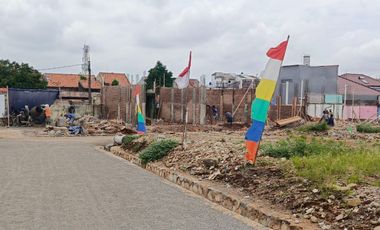 Rumah Premium 3 Lantai Bata Merah SHM Bebas Banjir Pondok Kelapa