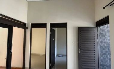 DISEWAKAN KEMBALI RUMAH CUSTER NYAMAN DAN ASRI DI DAERAH SAYAP SOEKARNO HATTA BANDUNG