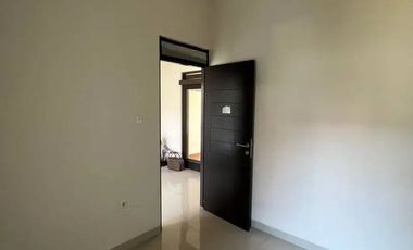 DISEWAKAN KEMBALI RUMAH CUSTER NYAMAN DAN ASRI DI DAERAH SAYAP SOEKARNO HATTA BANDUNG