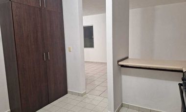 Casa Venta en Cumbres 5to Sect  (arriba de Leones)