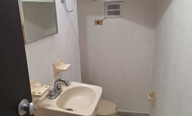 Casa Venta en Cumbres 5to Sect  (arriba de Leones)