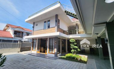 RUMAH DIJUAL DI SOLO DEKAT STADION SRIWEDARI DAN SOLO PARAGON MALL
