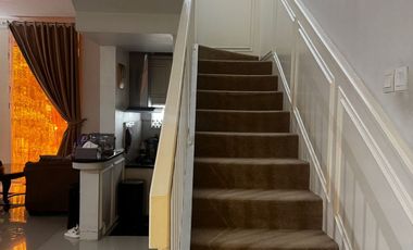 FOR SALE !! nice house and comfy at Discovery eola Bintaro