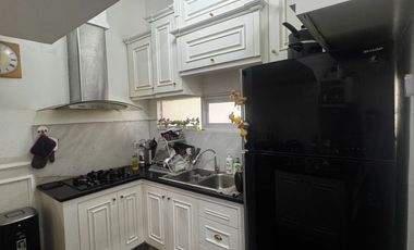 FOR SALE !! nice house and comfy at Discovery eola Bintaro