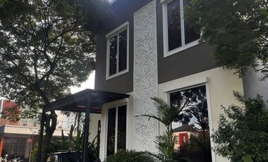 FOR SALE !! nice house and comfy at Discovery eola Bintaro
