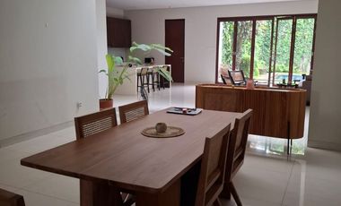 Nice home and comfy for rent Menteng area