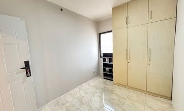Disewakan Per6bulan Dan Tahunan Apartemen Mediterania Gajah Mada Tower Beta Type 3 Bedroom