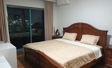 FOR RENT !! Nice Unit and luxury at Pavillion 2br