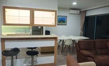 FOR RENT !! Nice Unit and luxury at Pavillion 2br