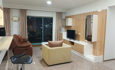 FOR RENT !! Nice Unit and luxury at Pavillion 2br