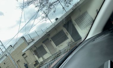 LOCAL COMERCIAL EN VENTA EN MONTERREY NUEVO LEON, ZONA CENTRO, CALLE JUAN ALVAREZ, UBICACIÓN DE ALTO FLUJO VEHICULAR Y DE PERSONAS, LOCAL EN OBRA GRIS