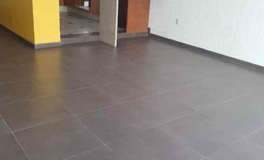 Se renta departamento en Ladrón de Guevara