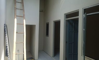 Ruko dijual di Jl Raya Sapen Mojolaban Sukoharjo akses jalan lebar simpangan 2 mobil