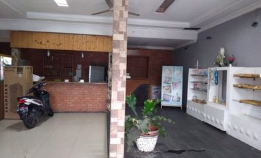 Dijual Rumah Plus Ruko di Tepi Jalan Solo Km 10 Timur Bandara Adisucipto
