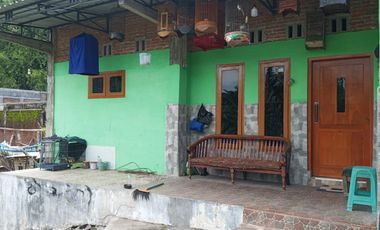 Rumah dijual di Tugurejo, Ngasem, Kabupaten Kediri, Jawa Timur