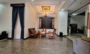 Dijual Murah Bagus Luas Banget Full Furnish di Cipayung Jakarta Timur