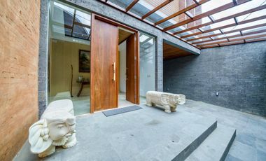 BRAND NEW VILLA - Kawasan Strategis Aman dan Nyaman (BACA DESKRIPSI)