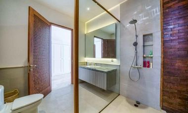 BRAND NEW VILLA - Kawasan Strategis Aman dan Nyaman (BACA DESKRIPSI)