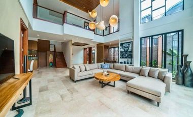 BRAND NEW VILLA - Kawasan Strategis Aman dan Nyaman (BACA DESKRIPSI)