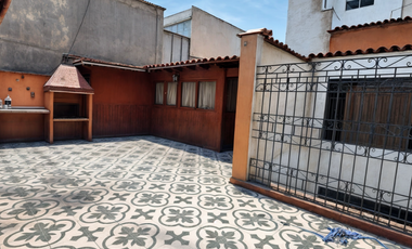 VENDO CASA 3 PISOS CHACARILLA SURCO CONDOMINIO PARQUES