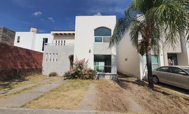 Venta de Casa NUEVA  en Fracc. Residencial Vasconcelos,  a 6 min de SAMS del Sur, a 7 min de la UVM, Acceso restringido