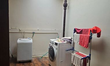 Jual Rumah Luas 2 Lantai Penginapan dan kost di sawunggaling banyumanik