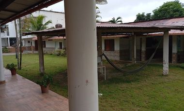 VENTA DE CASA EN SUA – IDEAL PARA HOSTERÍA, ASILO O PROYECTO TURÍSTICO 📍 Sua, Esmeraldas – Balneario turístico, a pocos metros del mar