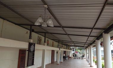 VENTA DE CASA EN SUA – IDEAL PARA HOSTERÍA, ASILO O PROYECTO TURÍSTICO 📍 Sua, Esmeraldas – Balneario turístico, a pocos metros del mar