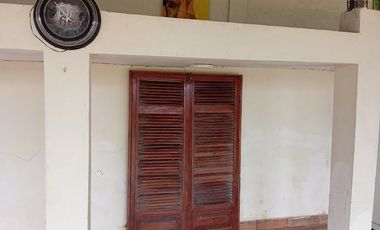 VENTA DE CASA EN SUA – IDEAL PARA HOSTERÍA, ASILO O PROYECTO TURÍSTICO 📍 Sua, Esmeraldas – Balneario turístico, a pocos metros del mar