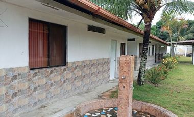 VENTA DE CASA EN SUA – IDEAL PARA HOSTERÍA, ASILO O PROYECTO TURÍSTICO 📍 Sua, Esmeraldas – Balneario turístico, a pocos metros del mar