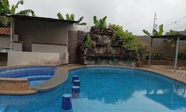 VENTA DE CASA EN SUA – IDEAL PARA HOSTERÍA, ASILO O PROYECTO TURÍSTICO 📍 Sua, Esmeraldas – Balneario turístico, a pocos metros del mar