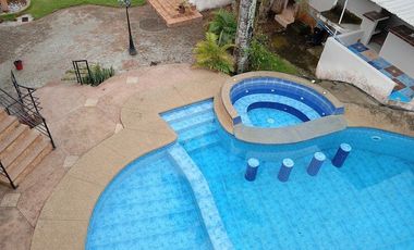 VENTA DE CASA EN SUA – IDEAL PARA HOSTERÍA, ASILO O PROYECTO TURÍSTICO 📍 Sua, Esmeraldas – Balneario turístico, a pocos metros del mar