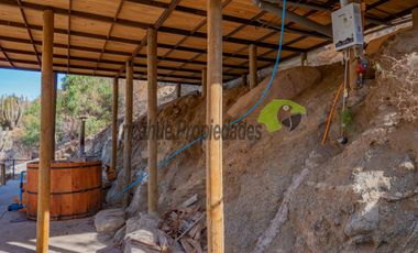Venta de terreno con Domos turísticos. Diaguitas, Valle del Elqui. $85 millones