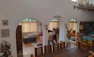 VENTA DE COMPLEJO E N ATACAMES   FRENTE AL MAR