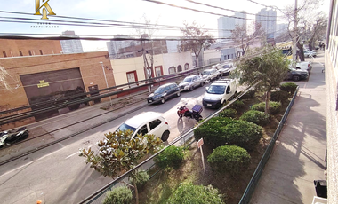 Departamento en ARRIENDO de 2 dormitorios, 1 baño y bodega Cercano a Metro Rondizzoni.