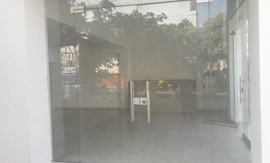 SE ARRIENDA LOCAL COMERCIAL ESQUINA CALLE 55 # 23-02