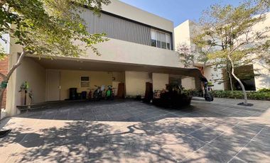 CASA EN RENTA AMUEBLADA VILLA PALMAS RESIDENCIAL ZAPOPAN