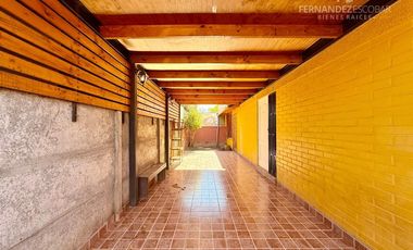 LOS ANDES - ARRIENDA CASA DE DOS PISOS 2D 1B VILLA EL CARMEN