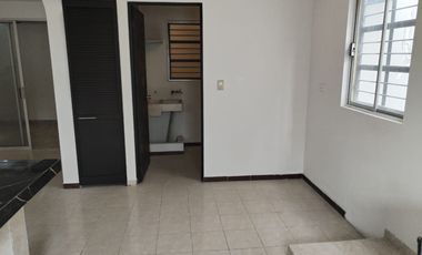 Bonita Casa Col Colinas de Anahuac, Escobedo