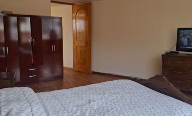 VENTA DE CASA AMPLIA, LUZ NATURAL Y HERMOSAS VISTAS MUY CERCA A VALLE BLANCO CERRO COLORADO  AREQUIPA