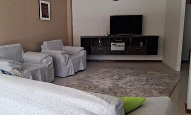 VENTA DE CASA AMPLIA, LUZ NATURAL Y HERMOSAS VISTAS MUY CERCA A VALLE BLANCO CERRO COLORADO  AREQUIPA