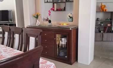 VENTA DE CASA AMPLIA, LUZ NATURAL Y HERMOSAS VISTAS MUY CERCA A VALLE BLANCO CERRO COLORADO  AREQUIPA