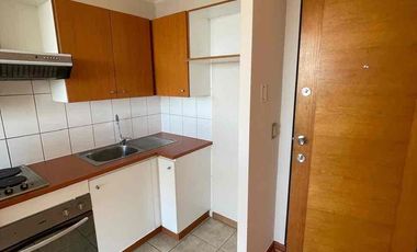 Lindo depto de 1D 1B recien remodelado Metro Hospitales