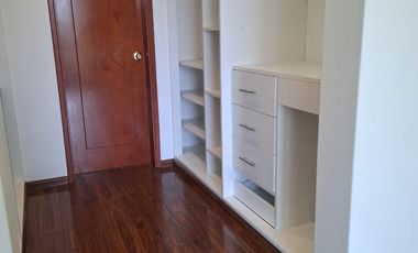 🏡💫 ¿Tu familia necesita más espacio y ambientes amplios para vivir mejor? Disfruta 191 m² totales con balcones, cocina amplia y ambientes iluminados