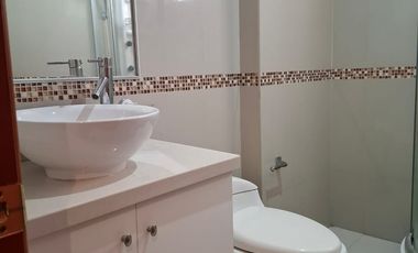 🏡💫 ¿Tu familia necesita más espacio y ambientes amplios para vivir mejor? Disfruta 191 m² totales con balcones, cocina amplia y ambientes iluminados