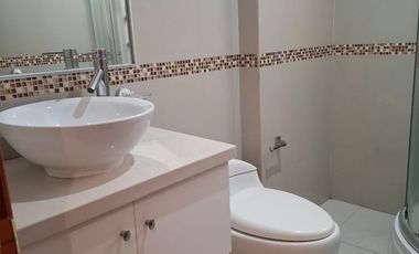 🏡💫 ¿Tu familia necesita más espacio y ambientes amplios para vivir mejor? Disfruta 191 m² totales con balcones, cocina amplia y ambientes iluminados